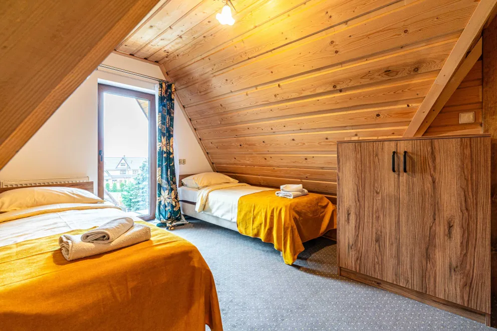 Apartament 4 osobowy na poddaszu
