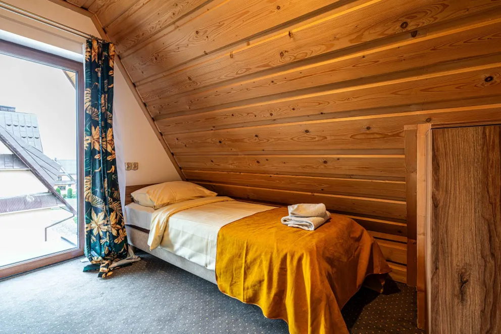 Apartament 4 osobowy na poddaszu