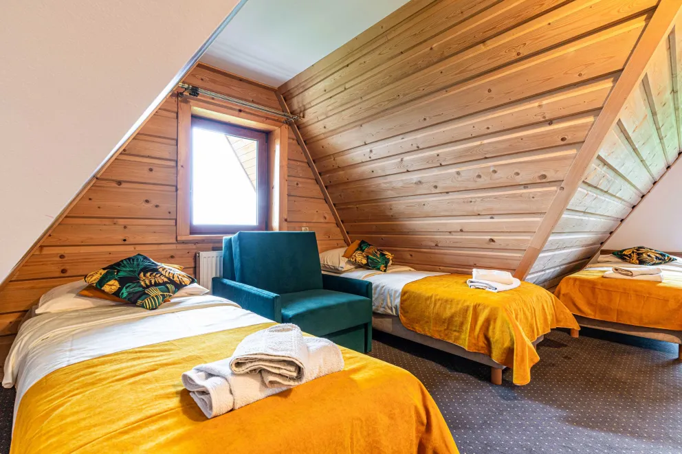Apartament 5 osobowy na poddaszu