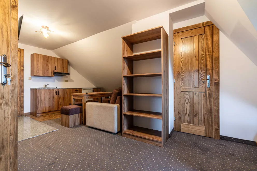 Apartament 5 osobowy na poddaszu
